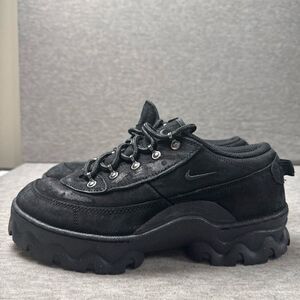 Nike Womens Lahar Low Triple Black Sneakers Shoes DB9953-001 Suede Size 8.5 US